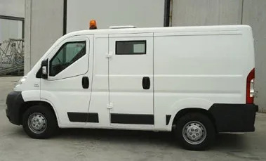 „Una ție, două mie!”: Un brașovean a furat din banii pe care ar fi trebuit să-i transporte în siguranță