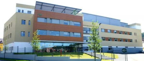 Consiliul Concurenţei analizează preluarea spitalului privat OncoCard Braşov 