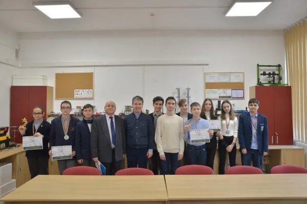 Şaguna, Meşotă şi şcolile 8 şi 27 dau „olimpicii” la fizică