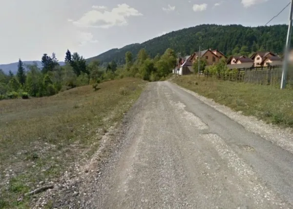 Guvernul a găsit o soluţie pentru decongestionarea traficului de pe Valea Prahovei: Asfaltarea drumului judeţean dintre Câmpina şi Săcele