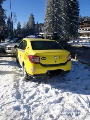 Amendați pentru că au vrut să parcheze aproape pe pârtie