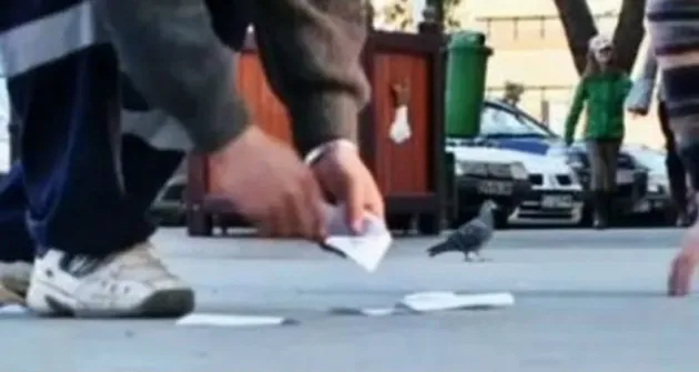 Bani găsiţi pe stradă