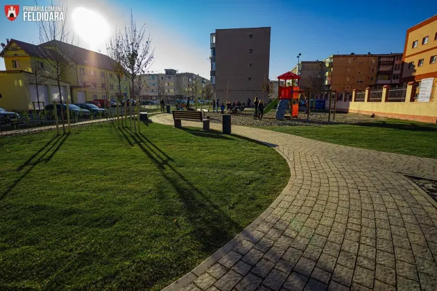 Parcul de joacă pentru copii din cartierul Brazilor a fost complet modernizat