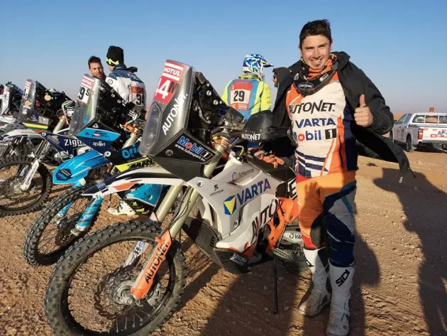 Românul Gyenes, performanţă extraordinară la raliul Dakar
