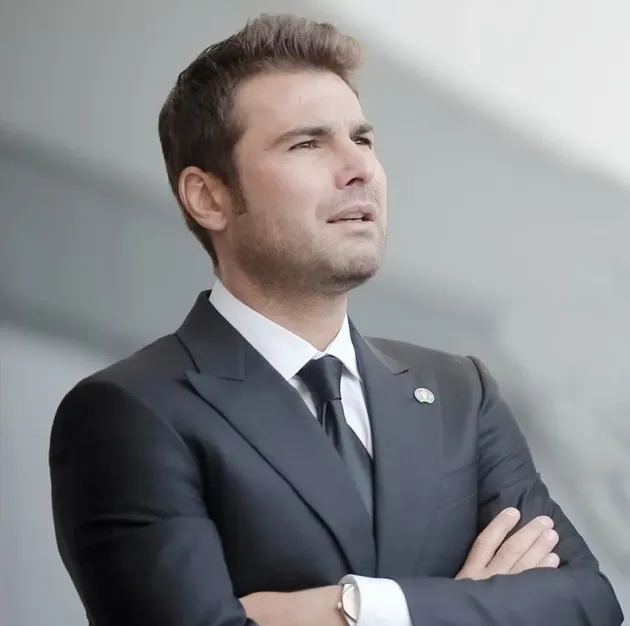 Mutu nu se gândeşte la bani dacă preia naţionala U21