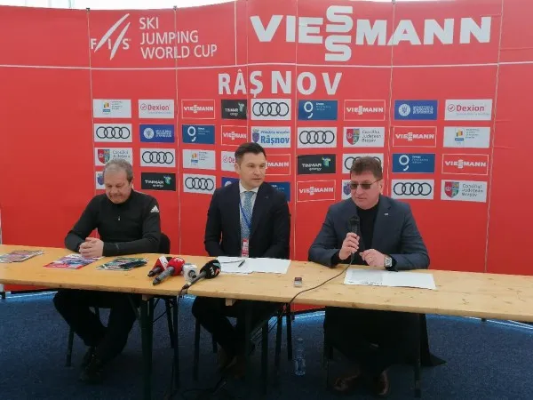 Ministrul Stroe: Complexul celor 4 trambuline de la Râşnov ar putea beneficia de tribune şi nocturnă într-un an  