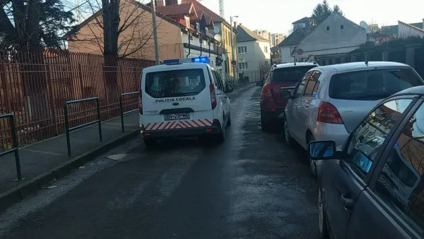 Prins când se masturba în fața copiilor, pe "Dealul Morii" 