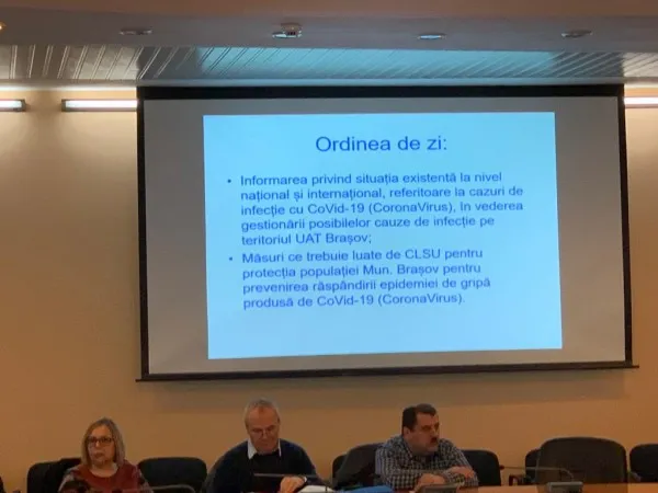 Afişele CoVid 19 vor apărea în toate clădirile publice din Braşov