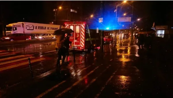 Nu unul, ci doi pietoni „luaţi pe sus”, la Gemenii