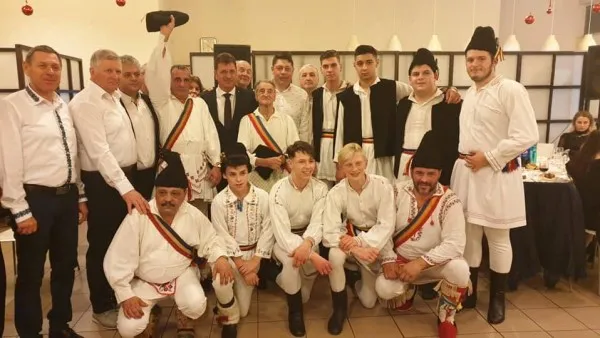 Balul Căluşarilor, condus de veteranul Ilie Mircea, ajuns la 92 de ani