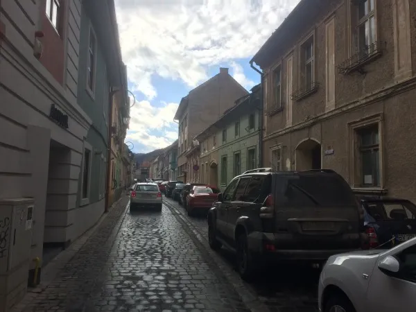 Ședinţe pe străzi, în centrul Braşovului