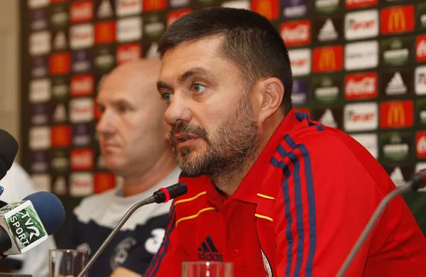 Burchel a lăsat Academia pentru şefia şcolii  de antrenori a FRF