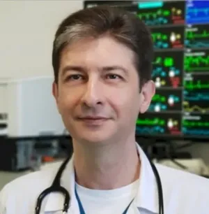 Grăbit, aşa cum a trăit întreaga viaţă... Un medic de la Spitalul Militar Braşov a decedat la doar 48 de ani
