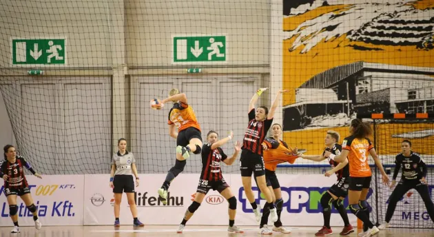 Bistriţa – Ikast în sferturile EHF
