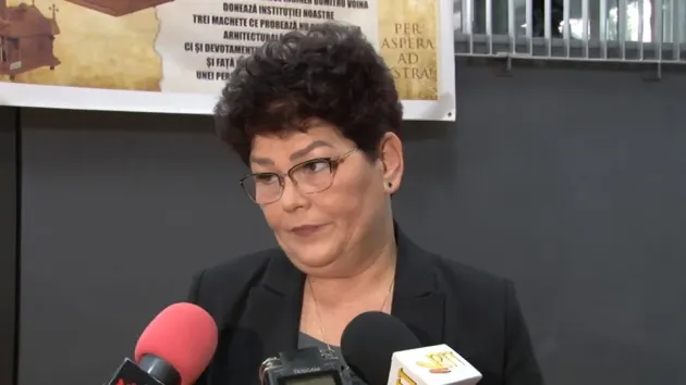 N-au ars gripa, le-au ars ochii!