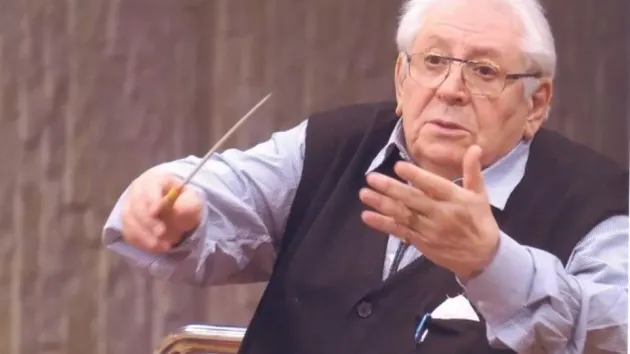 100% Mozart, sâmbătă, cu maestrul Ilarion Ionescu Galaţi la pupitrul dirijoral