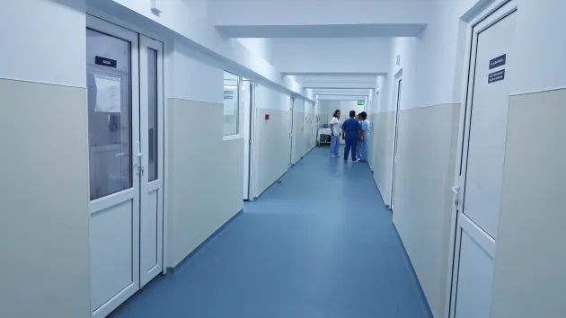 Spitalul de Copii Braşov cumpără medicamente pentru tratarea unor boli rare. Necesar estimat, minim 4,73 milioane de lei