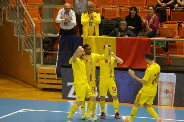 Luptă crâncenă pentru Mondial
