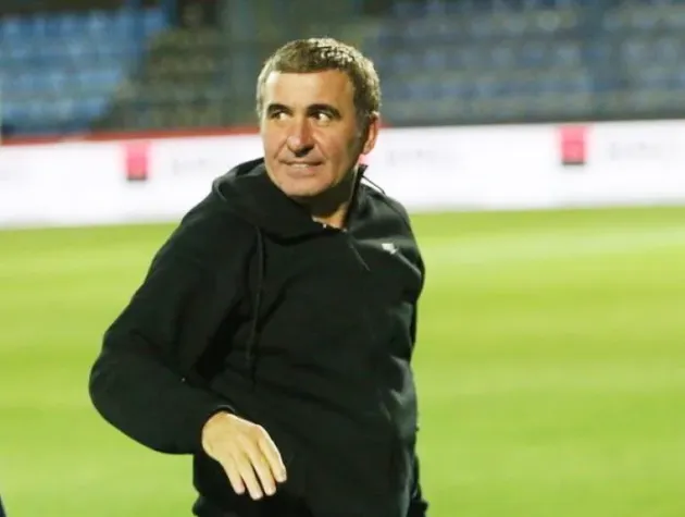 Hagi l-a pus pe Ianis  mai presus de Viitorul