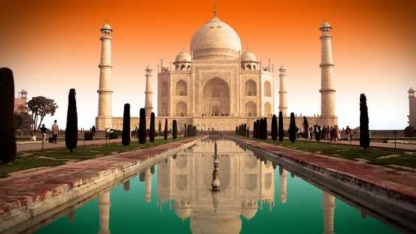 Pentru Trump, odorizează Taj Mahalul