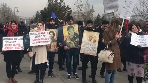 Proteste anti-vaccin, azi, în toată ţara. La Braşov: Prefectură, ora 14.00