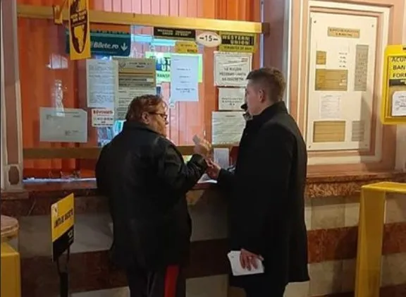 Mărţişorul „mulţumesc”, ieri, la Poşta Braşov