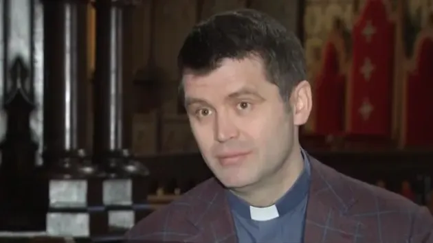 „Să ne spălăm pe mâini, nu pe creier”
