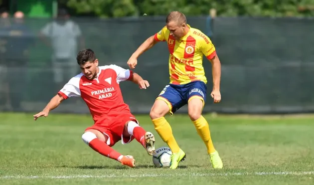 Liga 2, rezultate  şi clasament