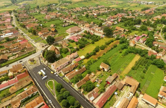 A ameninţat c-o bate, l-a dat afară din casă 5 zile