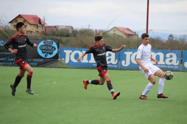 Se suspendă campionatele de copii şi juniori