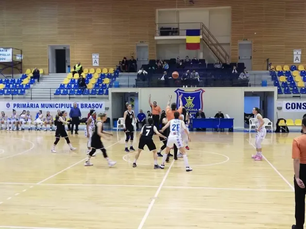 Olimpia CSU, descătuşare cu Universitatea Cluj 