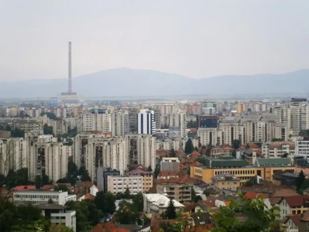 „Dacă mă enervez mă duc în tot blocul”. Cuvintele care au costat-o 20.000 de lei pe o „italiancă de Braşov”