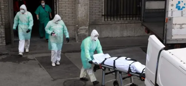 Covid 19 a mai luat 3 vieţi la Braşov. O femeie de 36 de ani şi doi  bărbaţi de 68 şi 97 de ani
