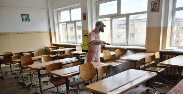 Dacă părinţii ar fi miniştri: Cum ar trebui să se încheie anul şcolar, răspunsul Braşov