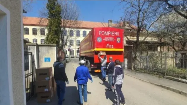33.600 de măşti, donate către centrele pentru vârstnici şi bolnavi cronici din judeţ