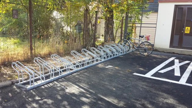 În Braşov apar suporturile publice de biciclete: 50, prima comandă