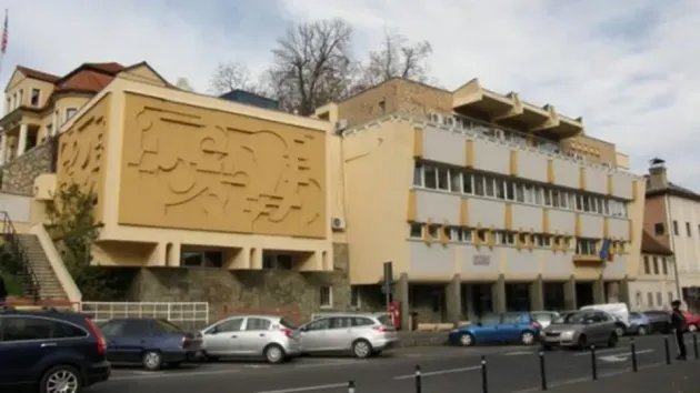 Somajul COVID 19 la Braşov, ziua 2: 9.885 de oameni, de la 1.479 de firme