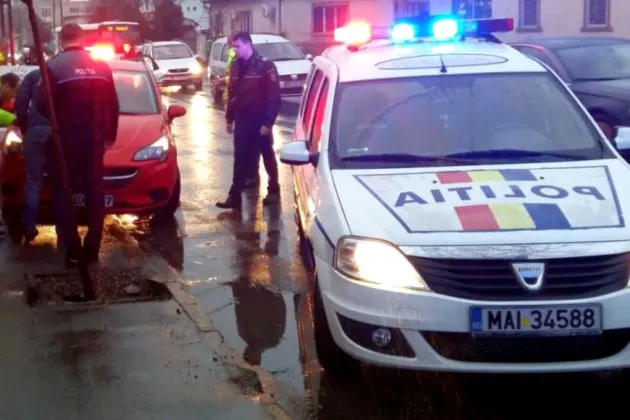 La 18 ani, bătută şi de 2 ori pe zi