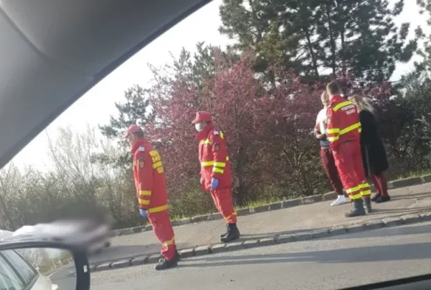 Încă o cruce pe pasajul de la Triaj. Şoferul - mort, pasagerul - nevătămat
