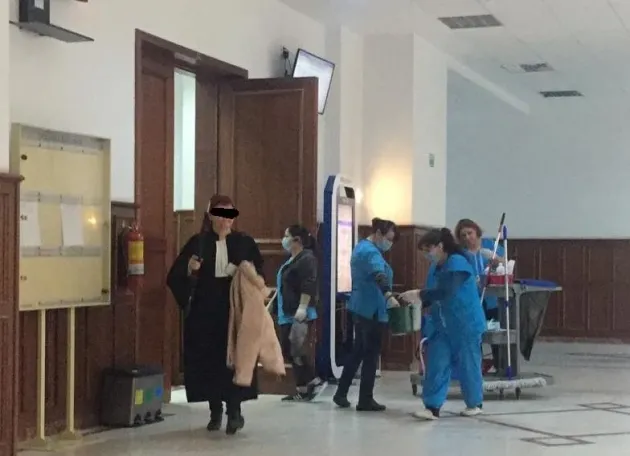 Ordin: La Tribunal, toţi cu mască