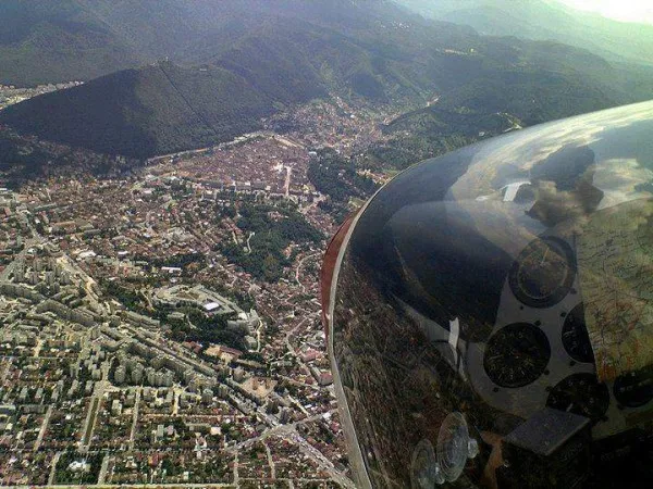 Vectorii aerieni fără pilot ne vor spune ce aer respiră Braşovul