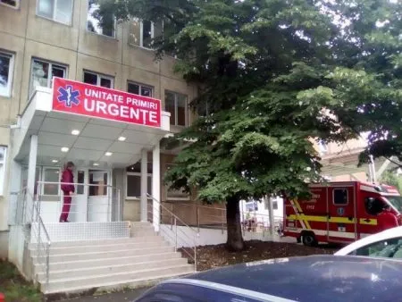 Motociclist, luat cu Salvarea, de la Budila