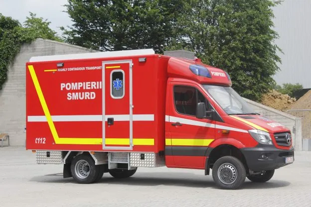 Clujenii de la Deltamed, singurii care au depus ofertă pentru dotarea ISU Brașov cu o autospecială multirol, pentru pacienți înalt contagioși