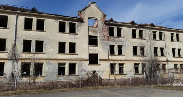 Primăria Săcele a scos la licitaţie execuţia documentaţiei tehnice pentru refacerea „Ambasadei franceze”