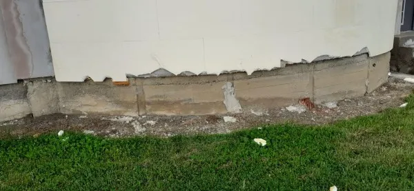 Noua biserică de la Hălmeag a fost vandalizată