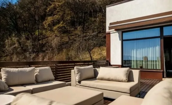 Liderul PSD Braşov, Marius Dunca, îşi vinde penthouse-ul cu peste 300.000 de euro