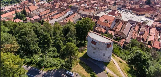 Restricţii de circulaţie pe Calea Poienii