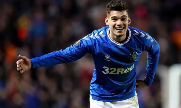 Micul Hagi poate sta liniştit, Glasgow a activat clauza cumpărare