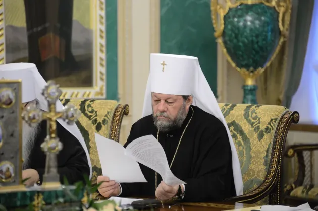 Biserica Ortodoxă din Moldova despre Covid: „A început microciparea în masă a populaţiei din Europa”