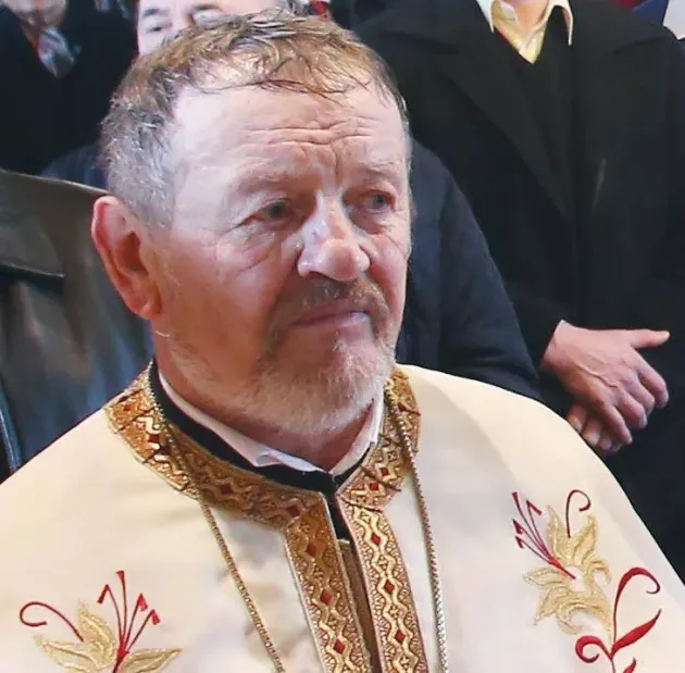 Unul dintre cei mai iubiţi preoţi din Făgăraş iese la pensie